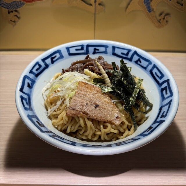 拉麺神社《蓮》の料理・店内